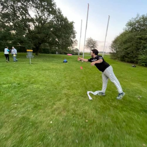 Træne discgolfteknik i Skibbild